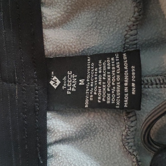 Tech Fleece Jogger - Picture 3 of 5